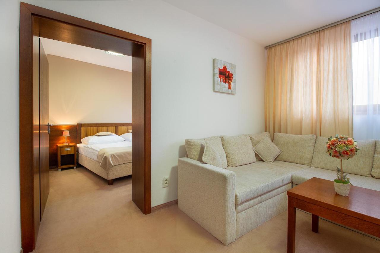 Hotel Academic Zvolen Extérieur photo