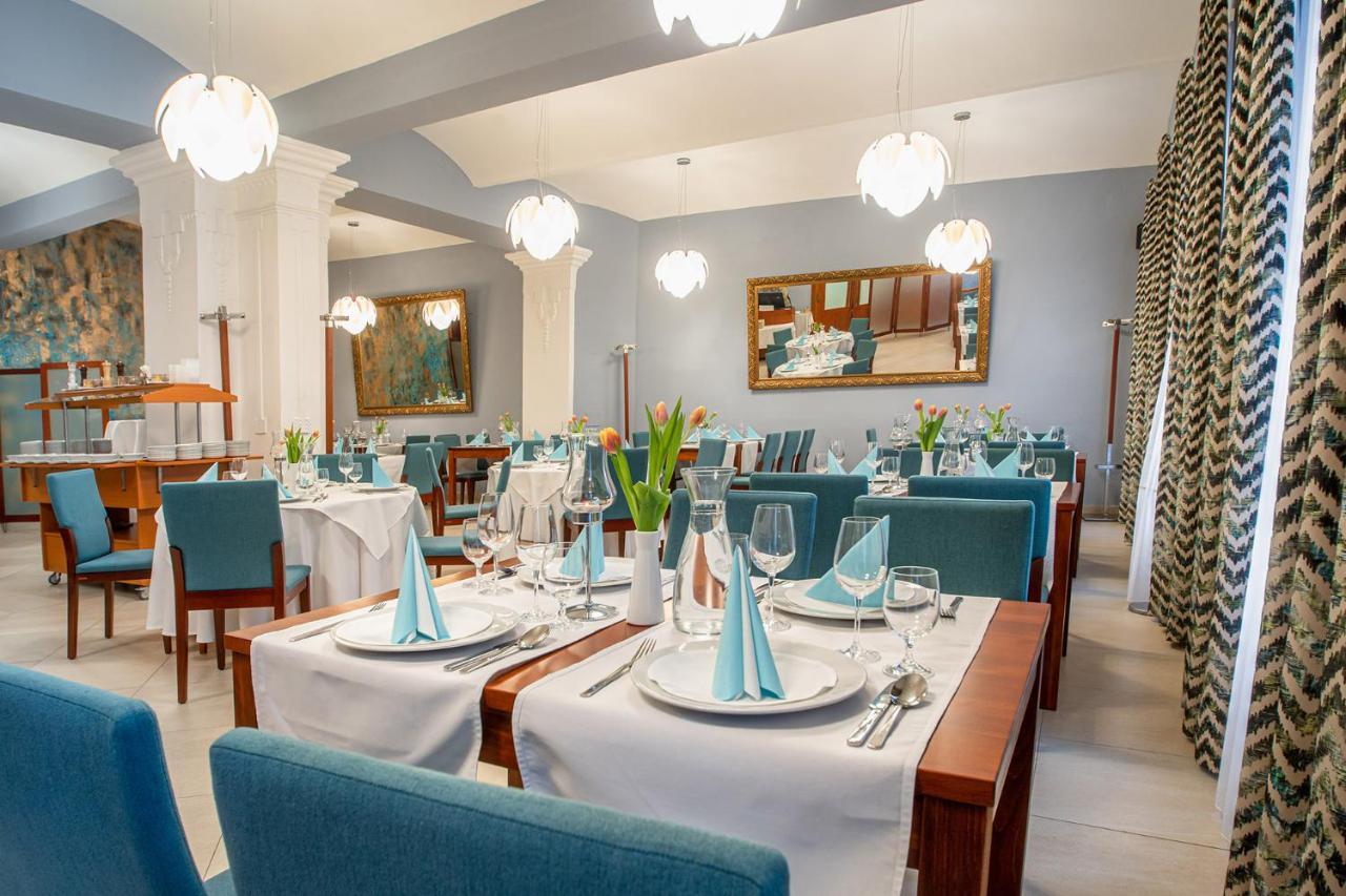 Hotel Academic Zvolen Extérieur photo