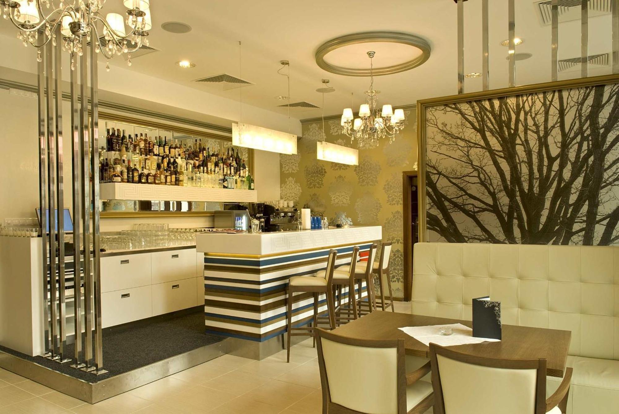 Hotel Academic Zvolen Extérieur photo