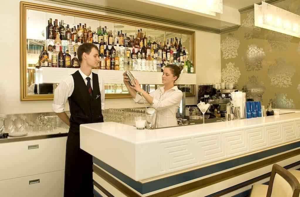 Hotel Academic Zvolen Extérieur photo