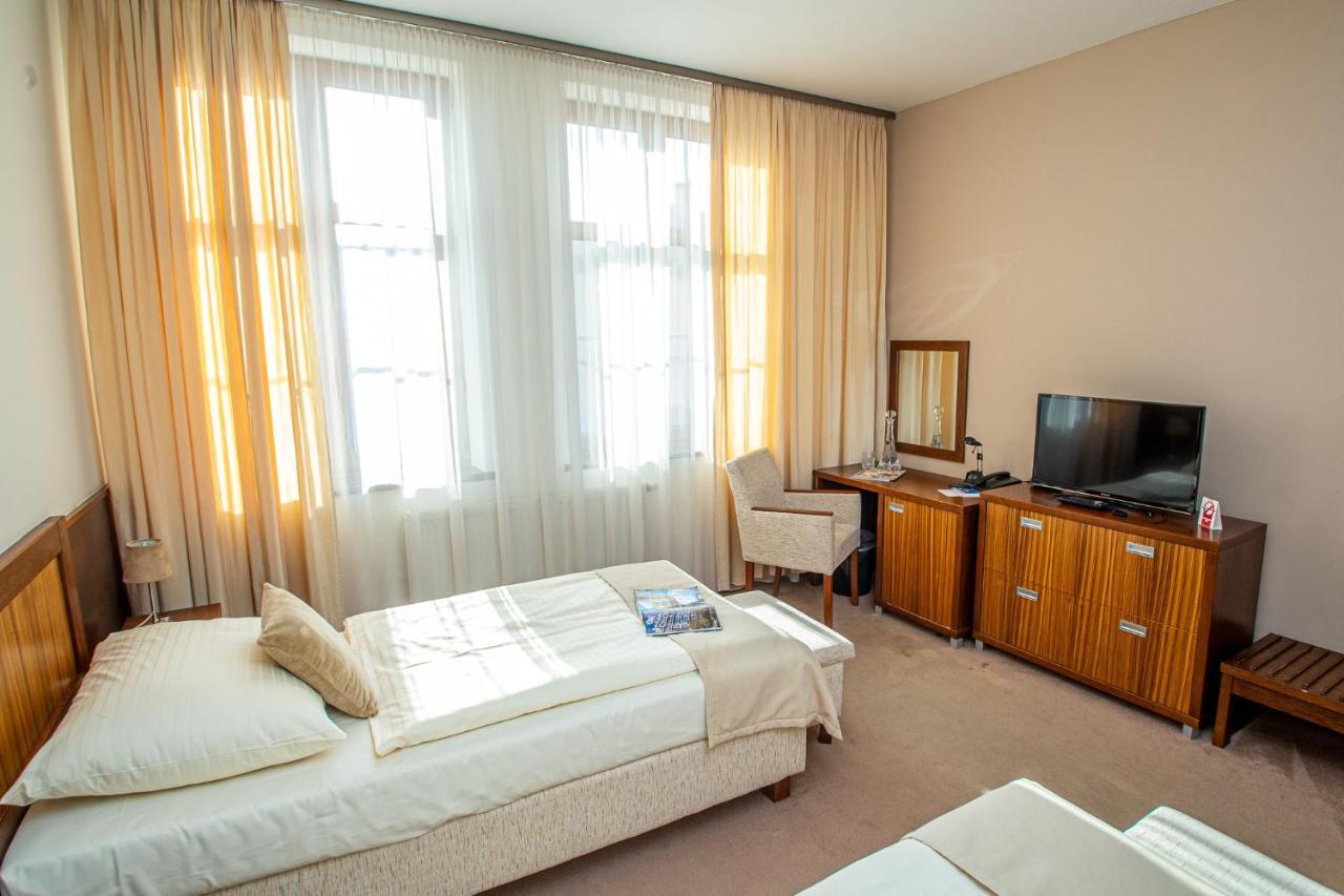 Hotel Academic Zvolen Extérieur photo