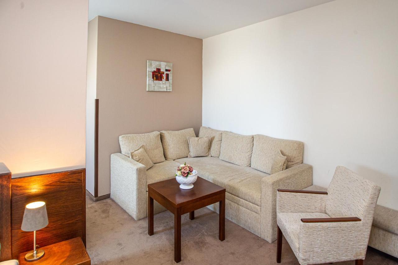 Hotel Academic Zvolen Extérieur photo