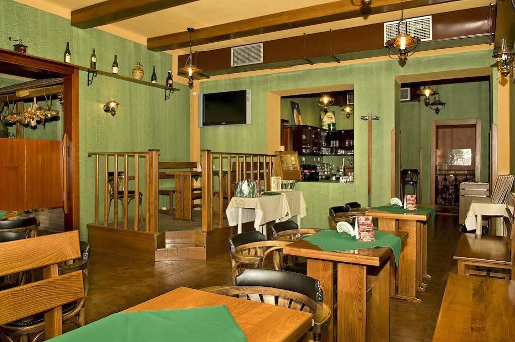 Hotel Academic Zvolen Extérieur photo